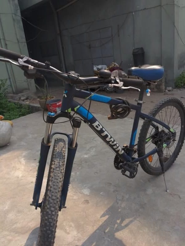 B'Twin Rockrider 520