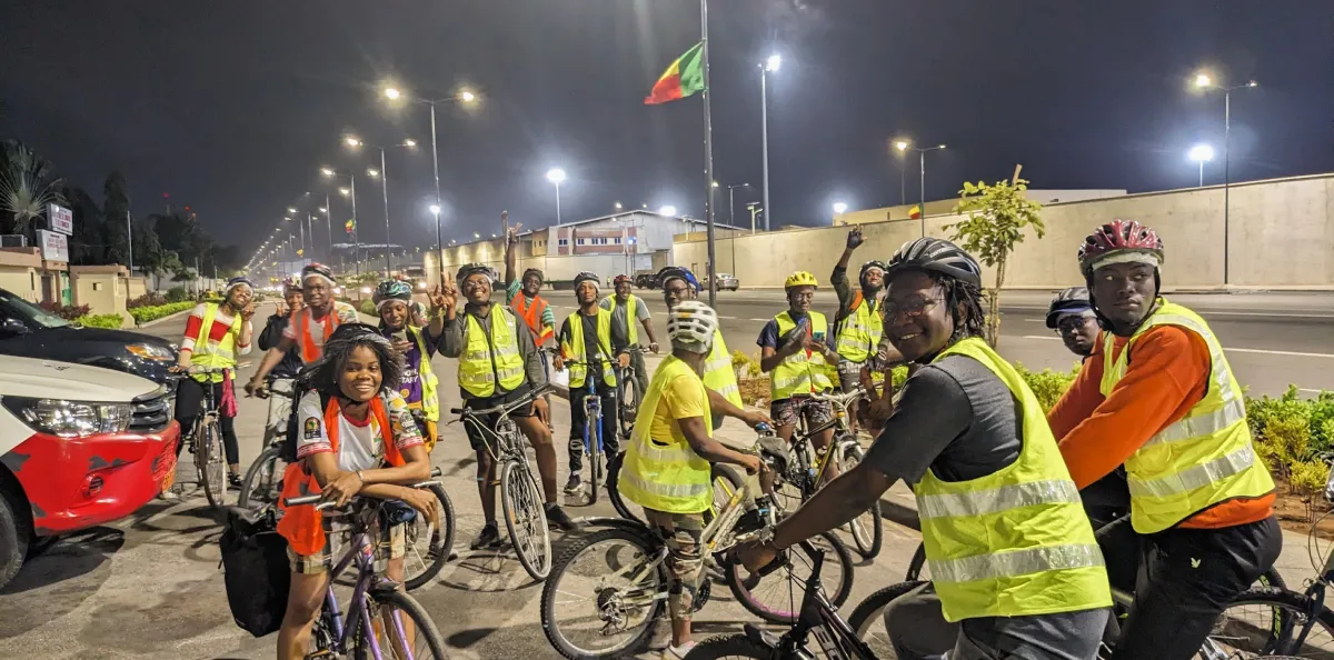 Image de couverture pour Cotonou by Night à vélo
